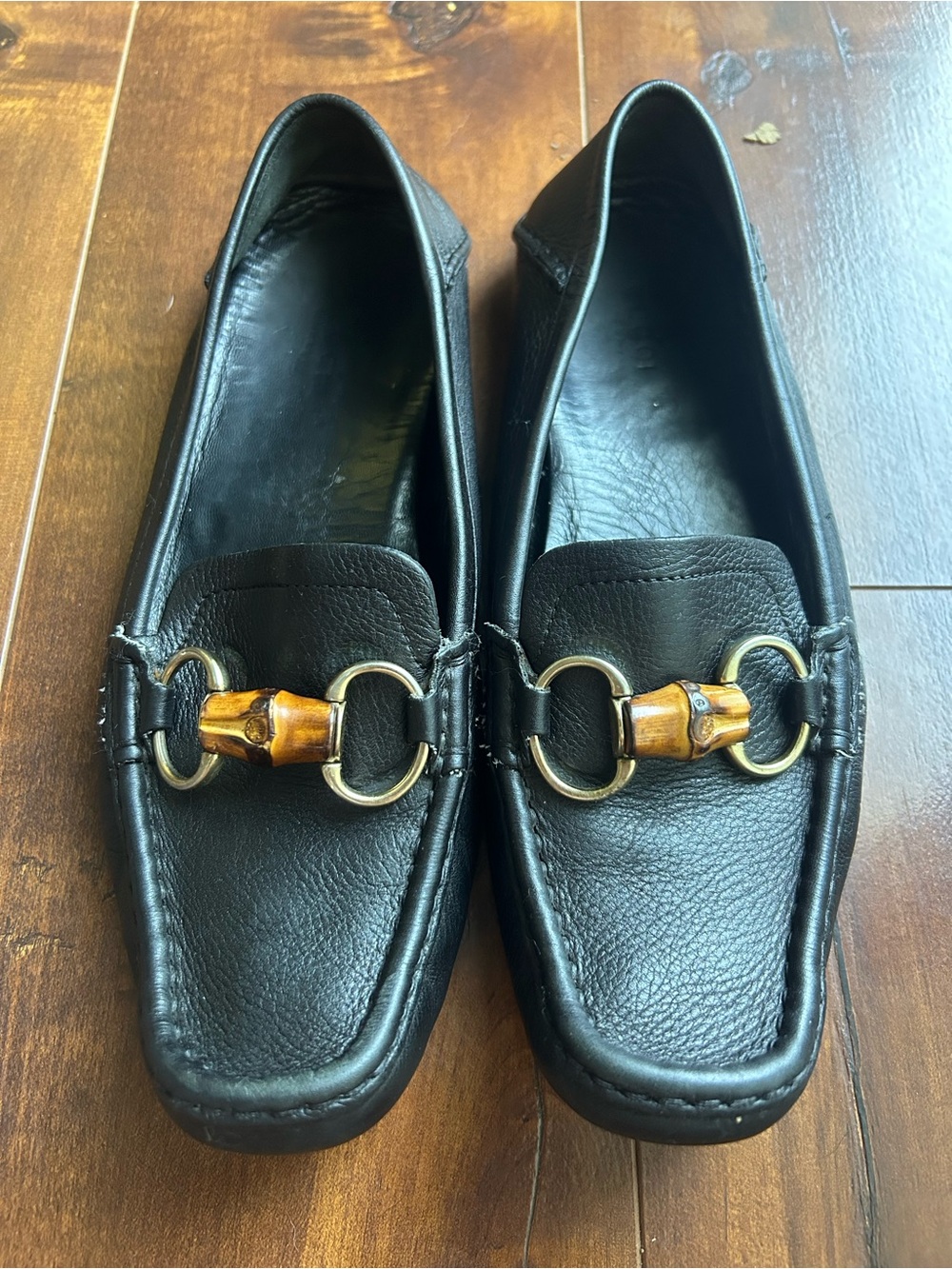 Gucci black leather bamboo horsebit driving loafers